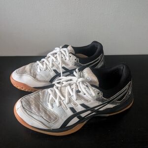 ASICS Gel Rocket Women’s White Volleyball Shoes Size 6.5